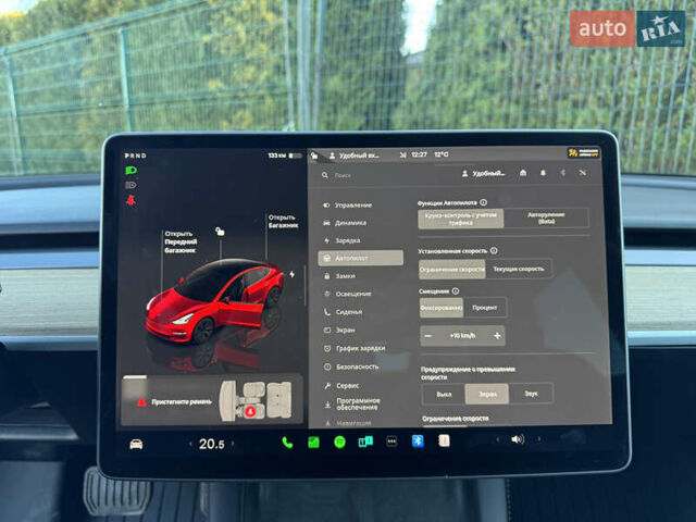 Красный Тесла Модель 3, объемом двигателя 0 л и пробегом 45 тыс. км за 19999 $, фото 52 на Automoto.ua