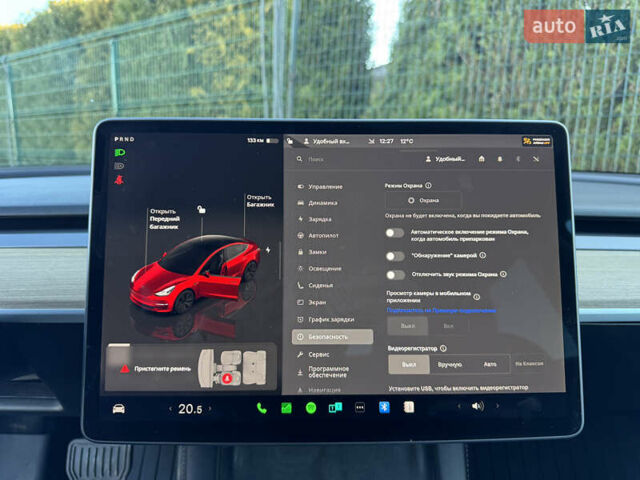 Красный Тесла Модель 3, объемом двигателя 0 л и пробегом 45 тыс. км за 19999 $, фото 54 на Automoto.ua