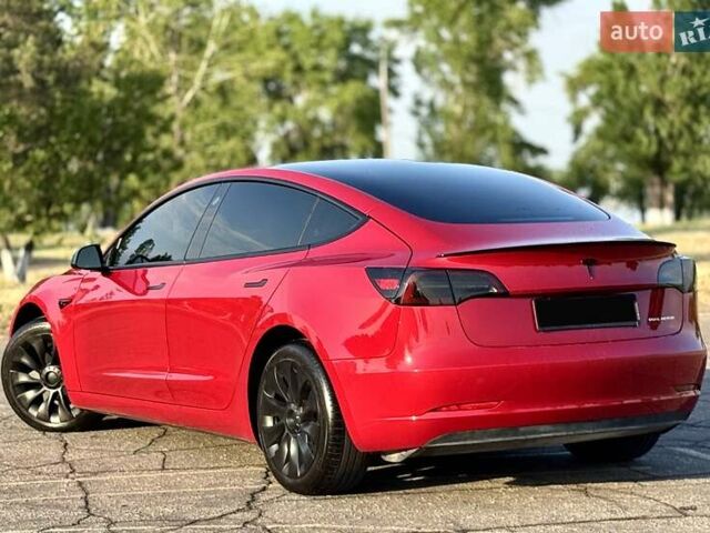 Красный Тесла Модель 3, объемом двигателя 0 л и пробегом 42 тыс. км за 21500 $, фото 6 на Automoto.ua
