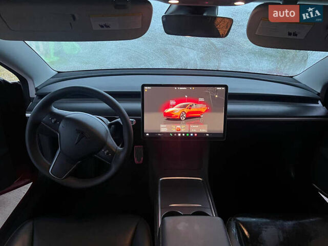 Красный Тесла Модель 3, объемом двигателя 0 л и пробегом 45 тыс. км за 20500 $, фото 23 на Automoto.ua