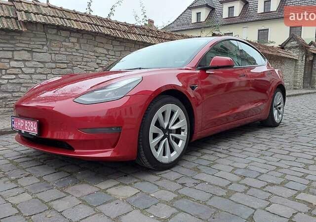Червоний Тесла Модель 3, об'ємом двигуна 0 л та пробігом 247 тис. км за 16500 $, фото 3 на Automoto.ua