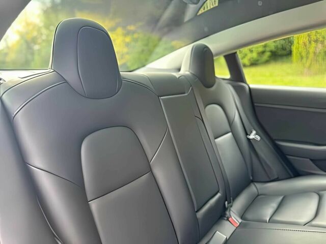 Червоний Тесла Модель 3, об'ємом двигуна 0 л та пробігом 19 тис. км за 11100 $, фото 12 на Automoto.ua