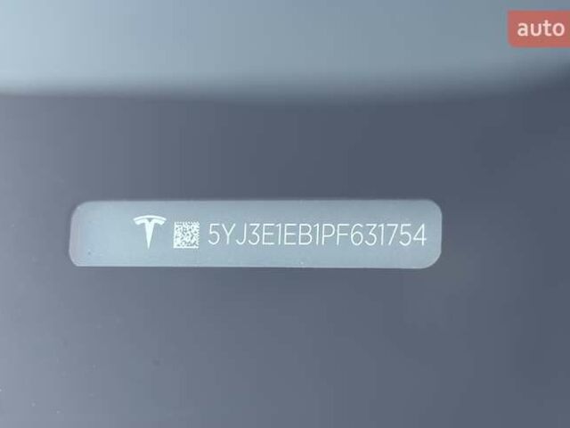 Красный Тесла Модель 3, объемом двигателя 0 л и пробегом 42 тыс. км за 21500 $, фото 18 на Automoto.ua