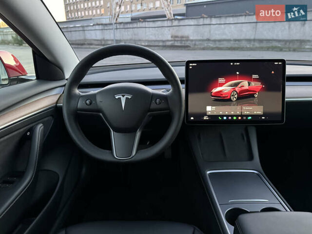 Тесла Модель 3 2023 у Києві на Automoto.ua Червоний Тесла Модель 3, об'ємом двигуна 0 л та пробігом 20 тис. км за 19999 $, фото 31 на Automoto.ua