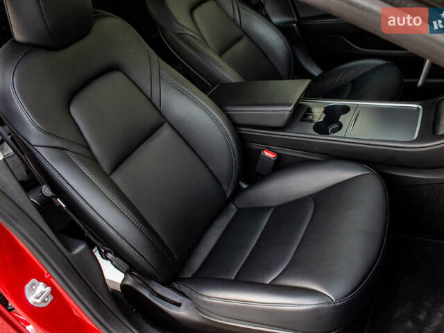 Червоний Тесла Модель 3, об'ємом двигуна 0 л та пробігом 38 тис. км за 23700 $, фото 37 на Automoto.ua