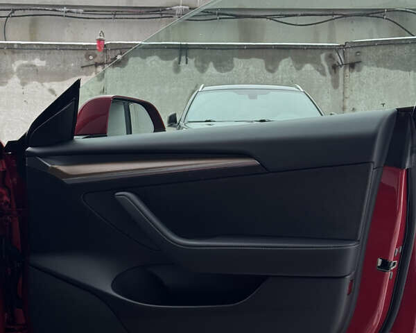 Червоний Тесла Модель 3, об'ємом двигуна 0 л та пробігом 38 тис. км за 19900 $, фото 35 на Automoto.ua