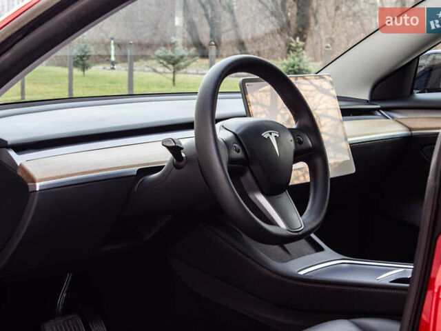 Червоний Тесла Модель 3, об'ємом двигуна 0 л та пробігом 38 тис. км за 23700 $, фото 38 на Automoto.ua