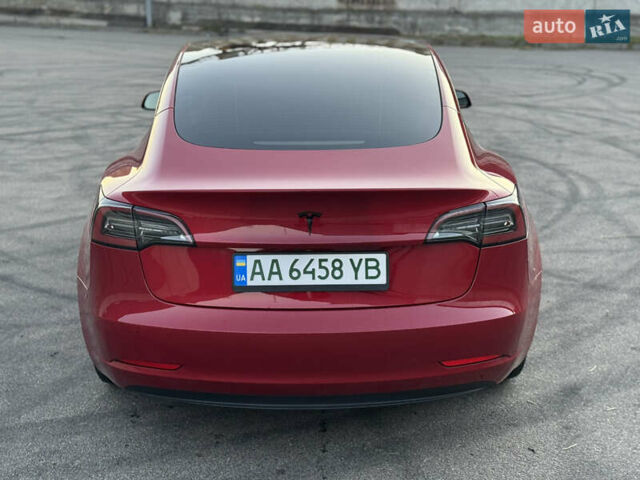 Тесла Модель 3 2023 у Києві на Automoto.ua Червоний Тесла Модель 3, об'ємом двигуна 0 л та пробігом 20 тис. км за 19999 $, фото 5 на Automoto.ua
