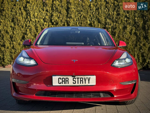 Красный Тесла Модель 3, объемом двигателя 0 л и пробегом 45 тыс. км за 19999 $, фото 16 на Automoto.ua