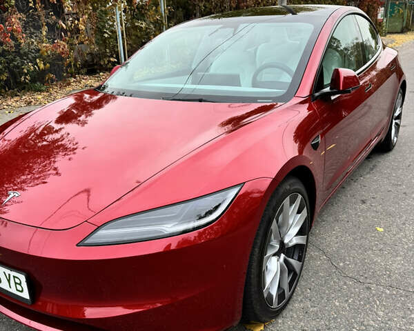 Тесла Модель 3 2024 в Белой Церкве на Automoto.ua Красный Тесла Модель 3, объемом двигателя 0 л и пробегом 13 тыс. км за 29800 $, фото 9 на Automoto.ua