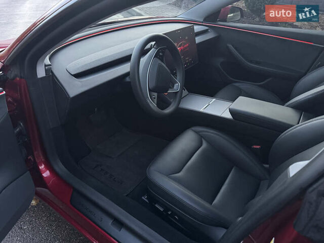 Червоний Тесла Модель 3, об'ємом двигуна 0 л та пробігом 43 тис. км за 33000 $, фото 20 на Automoto.ua