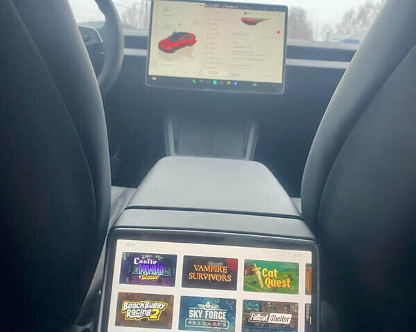 Червоний Тесла Модель 3, об'ємом двигуна 0 л та пробігом 12 тис. км за 31000 $, фото 10 на Automoto.ua