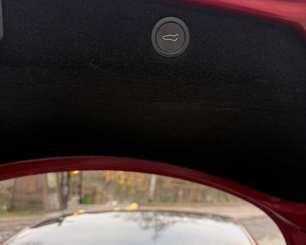 Червоний Тесла Модель 3, об'ємом двигуна 0 л та пробігом 37 тис. км за 27800 $, фото 7 на Automoto.ua