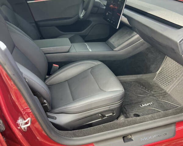 Тесла Модель 3 2024 у Харкові на Automoto.ua Червоний Тесла Модель 3, об'ємом двигуна 0 л та пробігом 14 тис. км за 24799 $, фото 4 на Automoto.ua