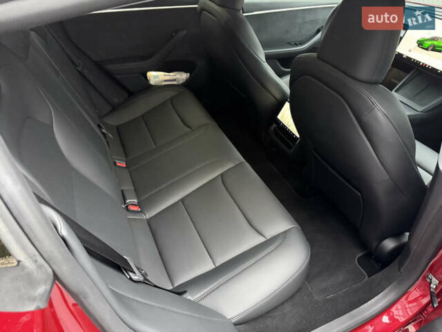 Червоний Тесла Модель 3, об'ємом двигуна 0 л та пробігом 10 тис. км за 29900 $, фото 20 на Automoto.ua