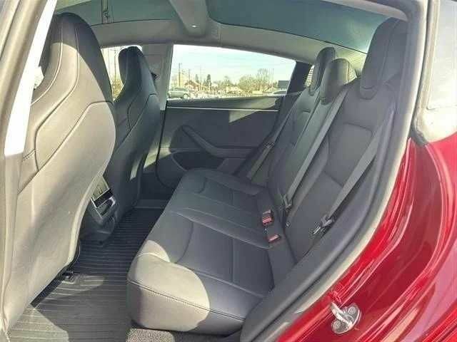 Червоний Тесла Модель 3, об'ємом двигуна 0 л та пробігом 2 тис. км за 15200 $, фото 10 на Automoto.ua