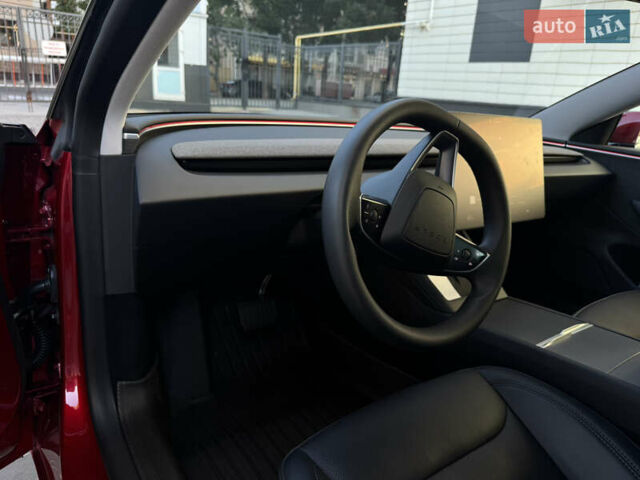 Тесла Модель 3 2024 у Одесі на Automoto.ua Червоний Тесла Модель 3, об'ємом двигуна 0 л та пробігом 10 тис. км за 36700 $, фото 27 на Automoto.ua