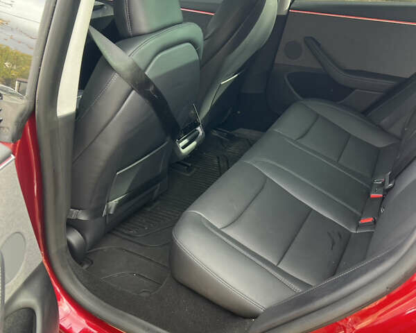 Тесла Модель 3 2024 у Харкові на Automoto.ua Червоний Тесла Модель 3, об'ємом двигуна 0 л та пробігом 14 тис. км за 24799 $, фото 6 на Automoto.ua