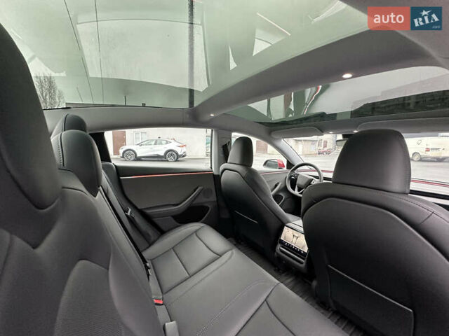 Красный Тесла Модель 3, объемом двигателя 0 л и пробегом 3 тыс. км за 29999 $, фото 19 на Automoto.ua