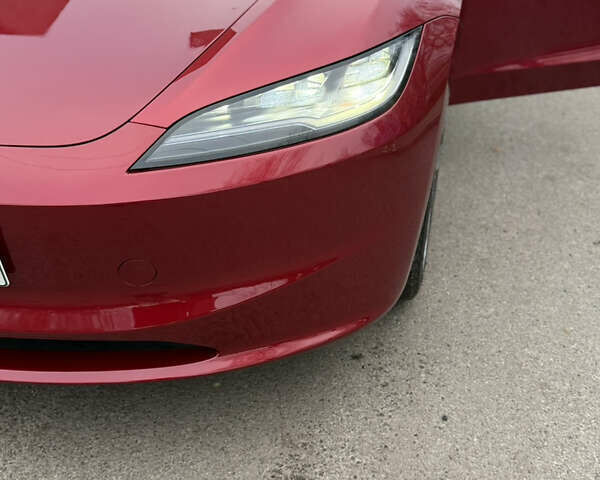 Червоний Тесла Модель 3, об'ємом двигуна 0 л та пробігом 37 тис. км за 27800 $, фото 10 на Automoto.ua
