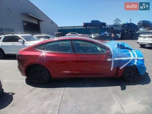 Красный Тесла Модель 3, объемом двигателя 0 л и пробегом 6 тыс. км за 14200 $, фото 1 на Automoto.ua