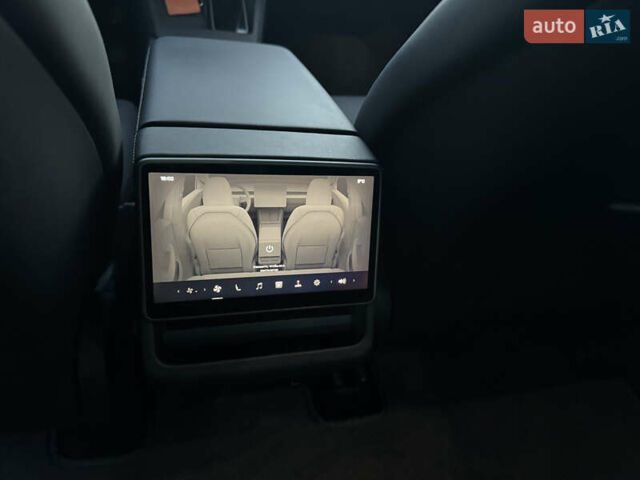 Червоний Тесла Модель 3, об'ємом двигуна 0 л та пробігом 43 тис. км за 33000 $, фото 30 на Automoto.ua