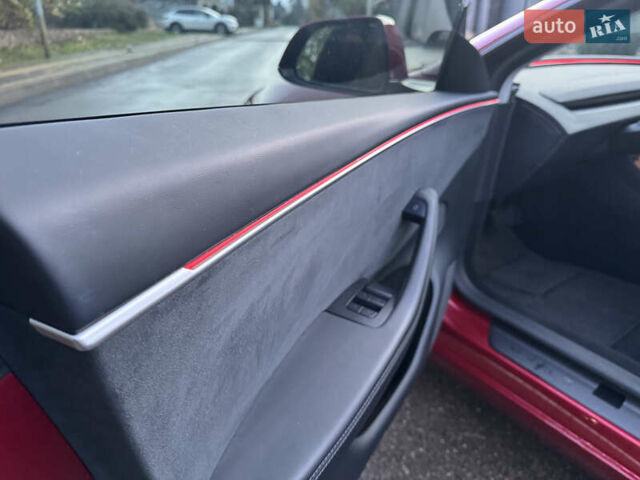 Червоний Тесла Модель 3, об'ємом двигуна 0 л та пробігом 43 тис. км за 33000 $, фото 18 на Automoto.ua