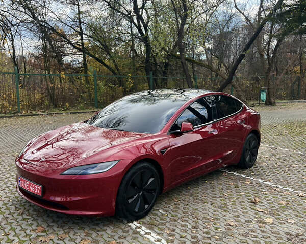 Тесла Модель 3 2024 у Харкові на Automoto.ua Червоний Тесла Модель 3, об'ємом двигуна 0 л та пробігом 14 тис. км за 24799 $, фото 1 на Automoto.ua