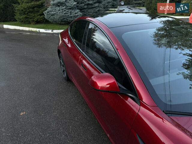 Червоний Тесла Модель 3, об'ємом двигуна 0 л та пробігом 43 тис. км за 33000 $, фото 4 на Automoto.ua