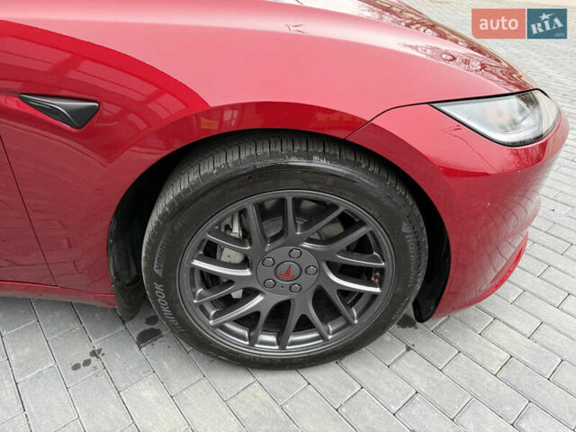 Червоний Тесла Модель 3, об'ємом двигуна 0 л та пробігом 10 тис. км за 29900 $, фото 25 на Automoto.ua