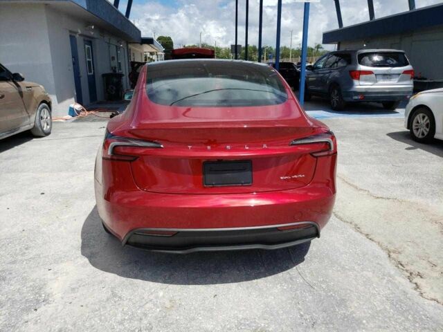 Красный Тесла Модель 3, объемом двигателя 0 л и пробегом 11 тыс. км за 24500 $, фото 6 на Automoto.ua
