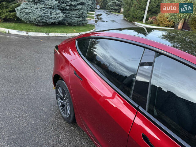 Червоний Тесла Модель 3, об'ємом двигуна 0 л та пробігом 43 тис. км за 33000 $, фото 5 на Automoto.ua