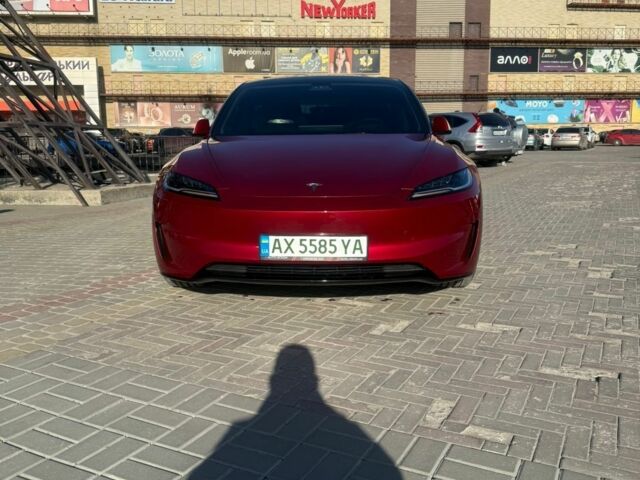Красный Тесла Модель 3, объемом двигателя 0 л и пробегом 25 тыс. км за 35000 $, фото 1 на Automoto.ua