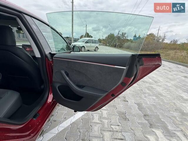 Красный Тесла Модель 3, объемом двигателя 0 л и пробегом 5 тыс. км за 27200 $, фото 33 на Automoto.ua