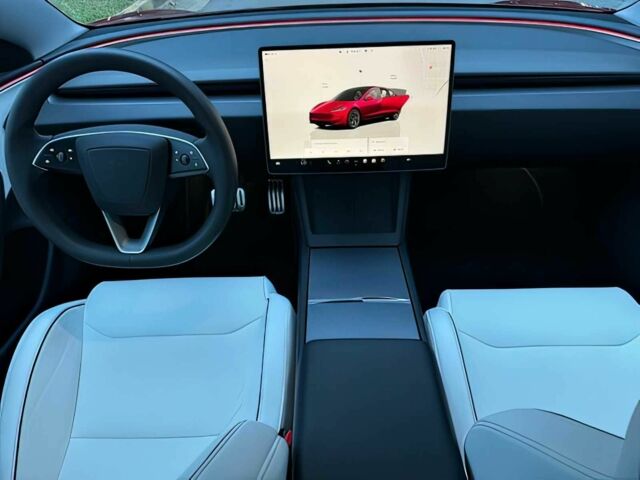 Тесла Модель 3 2024 в Львове на Automoto.ua Красный Тесла Модель 3, объемом двигателя 0 л и пробегом 23 тыс. км за 11100 $, фото 8 на Automoto.ua