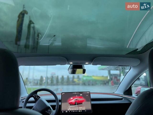 Красный Тесла Модель 3, объемом двигателя 0 л и пробегом 2 тыс. км за 24999 $, фото 62 на Automoto.ua