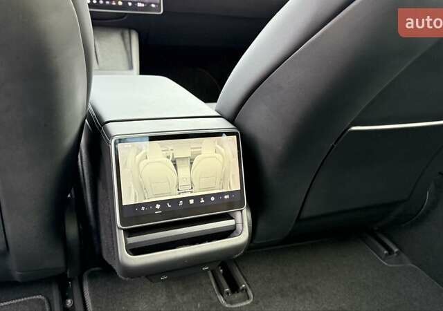 Красный Тесла Модель 3, объемом двигателя 0 л и пробегом 2 тыс. км за 24999 $, фото 50 на Automoto.ua