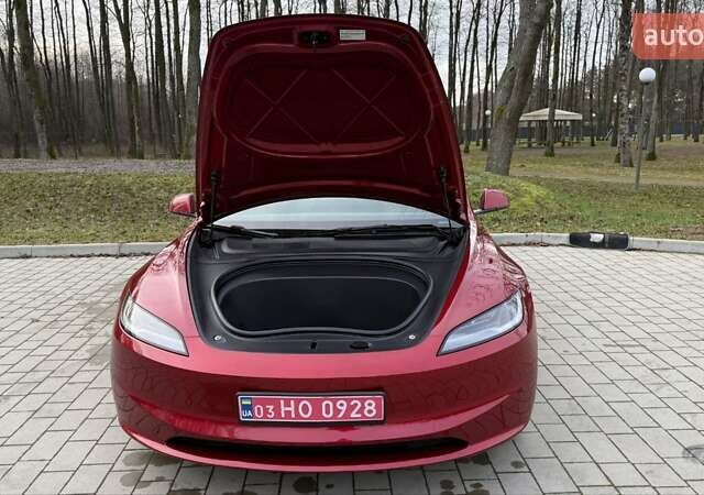 Красный Тесла Модель 3, объемом двигателя 0 л и пробегом 2 тыс. км за 24999 $, фото 23 на Automoto.ua
