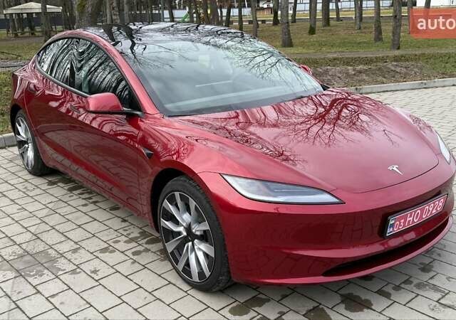 Красный Тесла Модель 3, объемом двигателя 0 л и пробегом 2 тыс. км за 24999 $, фото 2 на Automoto.ua