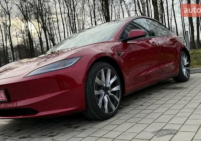 Красный Тесла Модель 3, объемом двигателя 0 л и пробегом 2 тыс. км за 24999 $, фото 4 на Automoto.ua