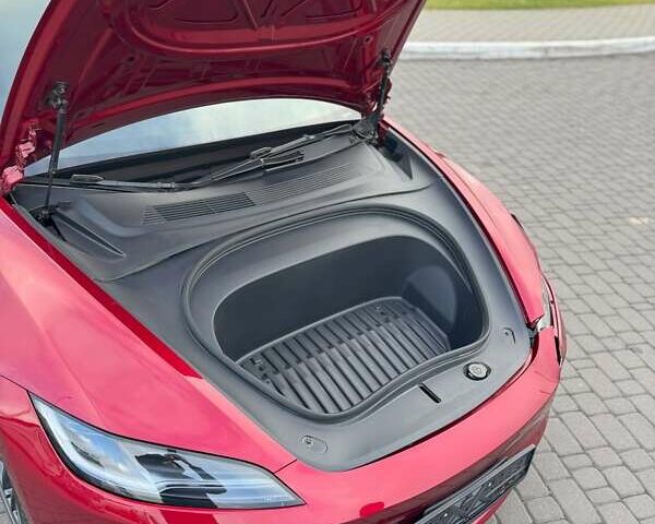 Красный Тесла Модель 3, объемом двигателя 0 л и пробегом 5 тыс. км за 27300 $, фото 14 на Automoto.ua