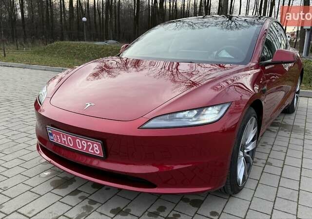 Красный Тесла Модель 3, объемом двигателя 0 л и пробегом 2 тыс. км за 24999 $, фото 16 на Automoto.ua