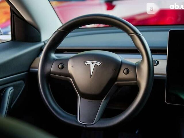 Тесла Модель 3, объемом двигателя 0 л и пробегом 110 тыс. км за 32999 $, фото 15 на Automoto.ua
