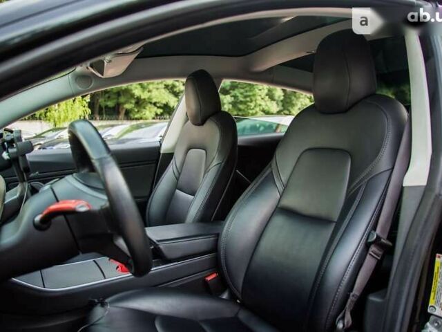 Тесла Модель 3, объемом двигателя 0 л и пробегом 94 тыс. км за 34999 $, фото 10 на Automoto.ua
