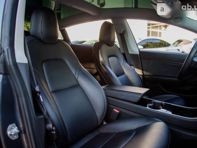 Тесла Модель 3, объемом двигателя 0 л и пробегом 110 тыс. км за 32999 $, фото 10 на Automoto.ua