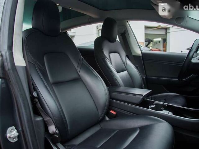 Тесла Модель 3 2018 в Киеве на Automoto.ua Тесла Модель 3, объемом двигателя 0 л и пробегом 90 тыс. км за 36000 $, фото 10 на Automoto.ua