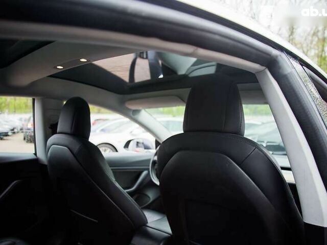 Тесла Модель 3 2018 в Киеве на Automoto.ua Тесла Модель 3, объемом двигателя 0 л и пробегом 90 тыс. км за 36000 $, фото 13 на Automoto.ua