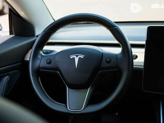 Тесла Модель 3 2018 в Киеве на Automoto.ua Тесла Модель 3, объемом двигателя 0 л и пробегом 58 тыс. км за 31999 $, фото 15 на Automoto.ua