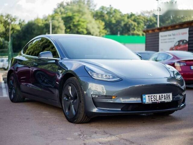 Тесла Модель 3, объемом двигателя 0 л и пробегом 110 тыс. км за 32999 $, фото 7 на Automoto.ua