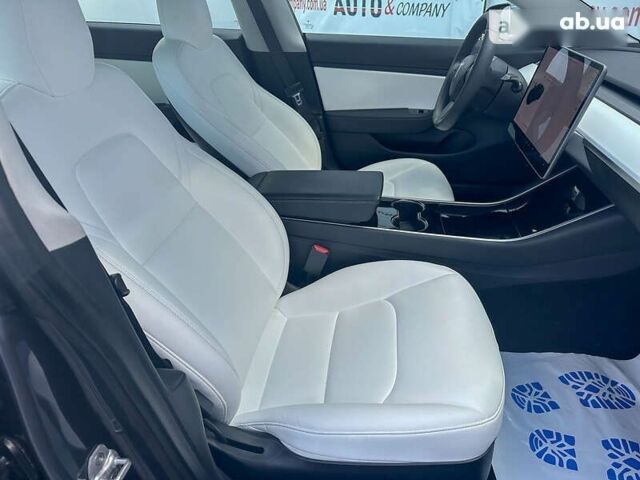 Тесла Модель 3, объемом двигателя 0 л и пробегом 111 тыс. км за 35950 $, фото 11 на Automoto.ua